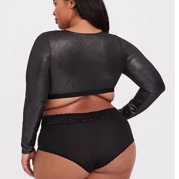 Torrid NWT! Bralette Black Metallic Top Gun Long Sleeve Stretch Crop Top Size 2 - Picture 2 of 12